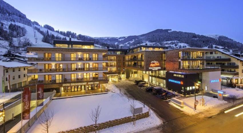 AlpenParks apartmani - Ladies Ski Opening u Zell am Seeu